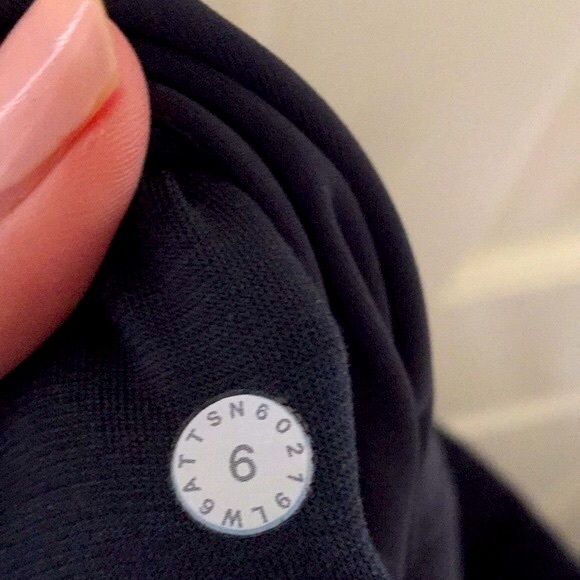 lululemon high rise wunder under capri leggings - Picture 4 of 4